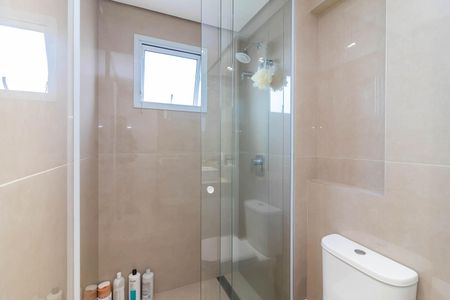 Apartamento à venda com 87m², 2 quartos e 2 vagas Apartamento à venda com 87m², 2 quartos e 2 vagasBanheiro da Suíte 1