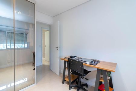 Apartamento à venda com 87m², 2 quartos e 2 vagas Apartamento à venda com 87m², 2 quartos e 2 vagasCloset / Escritório