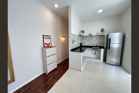 Apartamento à venda com 84m², 2 quartos e 1 vagaCozinha