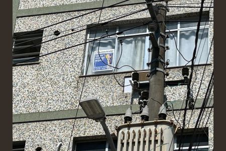Apartamento à venda com 84m², 2 quartos e 1 vagaFachada + placa