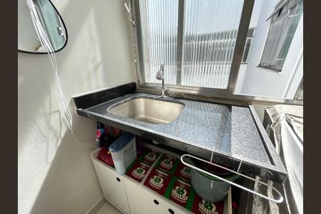 Apartamento à venda com 84m², 2 quartos e 1 vagaÁrea de Serviço