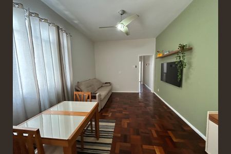Apartamento à venda com 84m², 2 quartos e 1 vagaSala