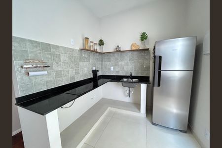 Apartamento à venda com 84m², 2 quartos e 1 vagaCozinha