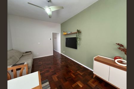 Apartamento à venda com 84m², 2 quartos e 1 vagaSala