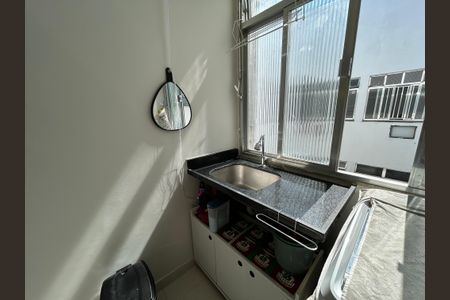 Apartamento à venda com 84m², 2 quartos e 1 vagaÁrea de Serviço