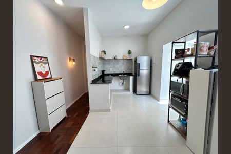 Apartamento à venda com 84m², 2 quartos e 1 vagaCozinha
