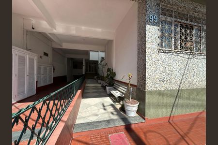 Apartamento à venda com 84m², 2 quartos e 1 vagaHall de entrada
