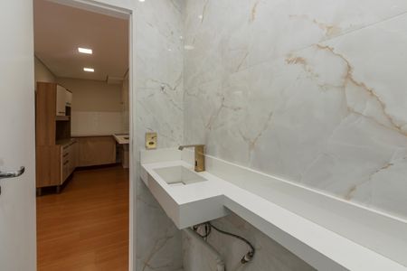 Apartamento à venda com 35m², 2 quartos e sem vaga Apartamento à venda com 35m², 2 quartos e sem vagaBanheiro