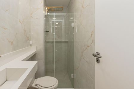 Apartamento à venda com 35m², 2 quartos e sem vaga Apartamento à venda com 35m², 2 quartos e sem vagaBanheiro