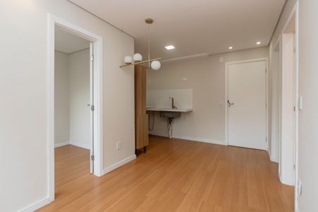 Sala de apartamento para alugar com 2 quartos, 35m² em Jardim Promissao, São Paulo