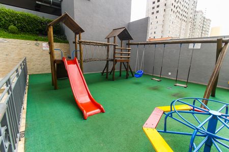 Apartamento à venda com 50m², 2 quartos e 1 vaga Apartamento à venda com 50m², 2 quartos e 1 vagaÁrea comum - Playground