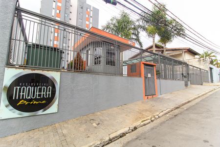 Apartamento à venda com 50m², 2 quartos e 1 vaga Apartamento à venda com 50m², 2 quartos e 1 vagaFachada