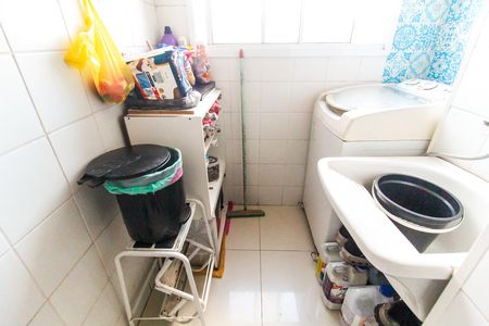 Apartamento à venda com 50m², 2 quartos e 1 vaga Apartamento à venda com 50m², 2 quartos e 1 vagaCozinha e Área de Serviço