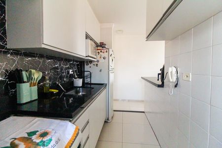Apartamento à venda com 50m², 2 quartos e 1 vaga Apartamento à venda com 50m², 2 quartos e 1 vagaCozinha e Área de Serviço