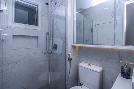 Apartamento para alugar com 48m², 2 quartos e 1 vagabanheiro social_1
