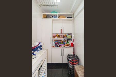 Apartamento à venda com 124m², 3 quartos e 3 vagasDespensa 