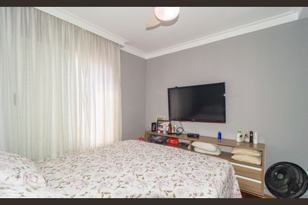 Apartamento à venda com 124m², 3 quartos e 3 vagasSuíte 1