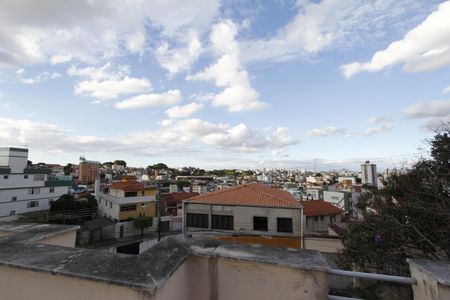 Casa à venda com 450m², 4 quartos e 4 vagasVista