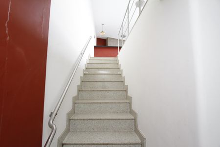 Casa à venda com 450m², 4 quartos e 4 vagasEscada