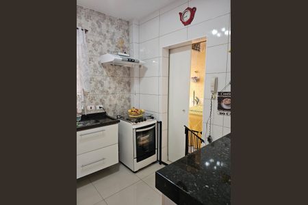 Cozinha de apartamento à venda com 2 quartos, 73m² em Lapa de Baixo, São Paulo