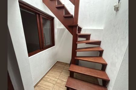 Casa para alugar com 120m², 4 quartos e 1 vagaÁrea externa