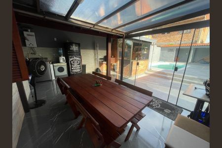 Casa para alugar com 120m², 4 quartos e 1 vagaÁrea externa