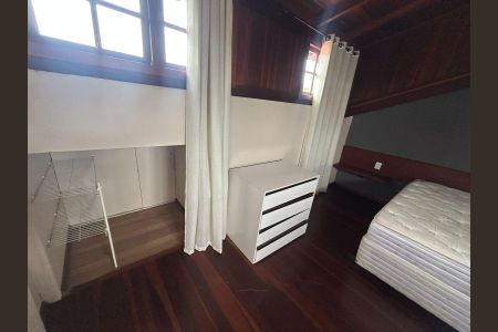 Casa para alugar com 120m², 4 quartos e 1 vagaQuarto 