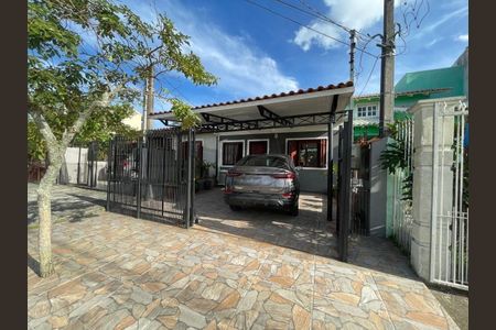 Casa para alugar com 120m², 4 quartos e 1 vagaFachada