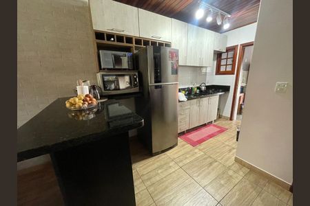 Cozinha de casa para alugar com 4 quartos, 120m² em Hípica, Porto Alegre