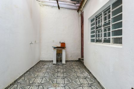 Casa para alugar com 100m², 2 quartos e 2 vagasÁrea de Serviço
