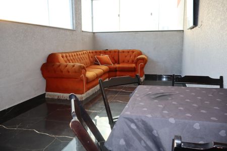 Apartamento à venda com 82m², 2 quartos e 1 vagaSala