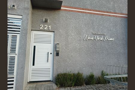 Apartamento à venda com 82m², 2 quartos e 1 vaga Apartamento à venda com 82m², 2 quartos e 1 vagaFachada e portaria