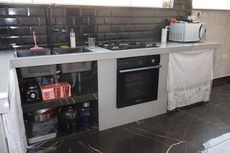 Apartamento à venda com 82m², 2 quartos e 1 vagaCozinha