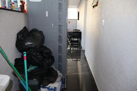 Apartamento à venda com 82m², 2 quartos e 1 vagaÁrea de Serviço