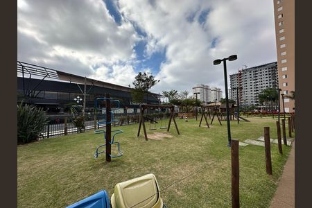 Apartamento para alugar com 54m², 2 quartos e 1 vaga Apartamento para alugar com 54m², 2 quartos e 1 vagaÁrea comum - Playground