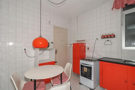 Cozinha de apartamento para alugar com 2 quartos, 110m² em Independência, Porto Alegre