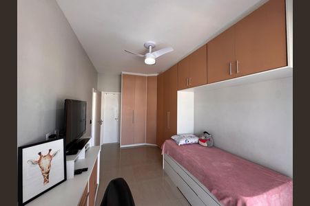 Casa de condomínio à venda com 310m², 4 quartos e 3 vagas Casa de condomínio à venda com 310m², 4 quartos e 3 vagasSuite 2