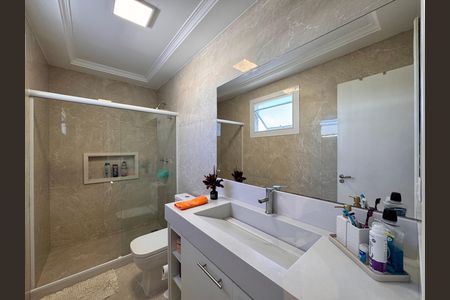 Casa de condomínio à venda com 310m², 4 quartos e 3 vagas Casa de condomínio à venda com 310m², 4 quartos e 3 vagasSuite 1 - Banheiro