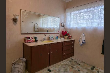 Casa para alugar com 400m², 3 quartos e 3 vagasBanheiro Social