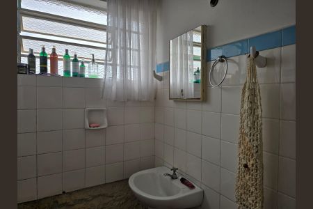 Casa para alugar com 400m², 3 quartos e 3 vagasBanheiro Social
