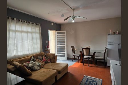Casa para alugar com 400m², 3 quartos e 3 vagasSala 