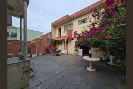 Casa para alugar com 400m², 3 quartos e 3 vagasQuintal 