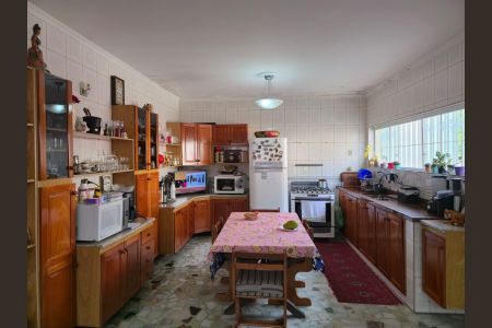 Casa para alugar com 400m², 3 quartos e 3 vagasCozinha 