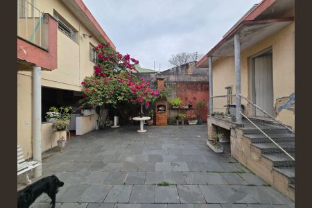 Casa para alugar com 400m², 3 quartos e 3 vagasQuintal 