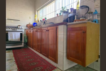 Casa para alugar com 400m², 3 quartos e 3 vagasCozinha 