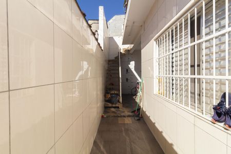 Casa para alugar com 170m², 2 quartos e 2 vagas Casa para alugar com 170m², 2 quartos e 2 vagasCorredor