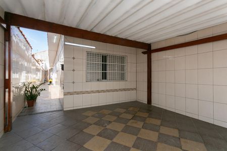 Casa para alugar com 170m², 2 quartos e 2 vagas Casa para alugar com 170m², 2 quartos e 2 vagasGaragem