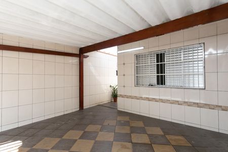 Casa para alugar com 170m², 2 quartos e 2 vagas Casa para alugar com 170m², 2 quartos e 2 vagasGaragem