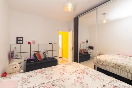 Casa para alugar com 170m², 2 quartos e 2 vagas Casa para alugar com 170m², 2 quartos e 2 vagasQuarto 1