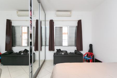 Casa para alugar com 170m², 2 quartos e 2 vagas Casa para alugar com 170m², 2 quartos e 2 vagasQuarto 2